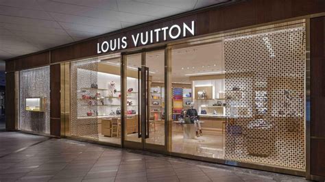 louis vuitton us store|louis vuitton us store locations.